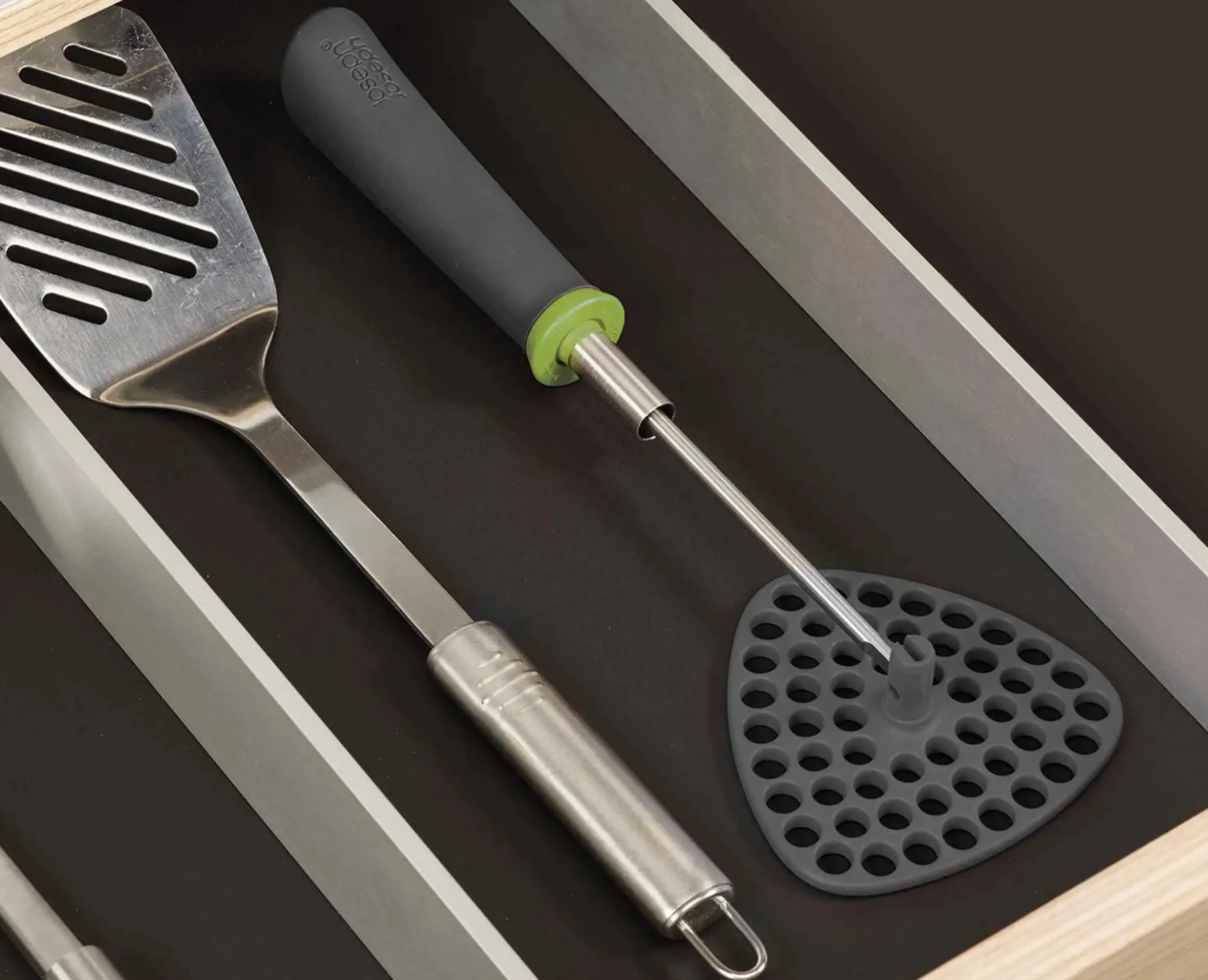 Joseph Joseph Delta Potato Masher- Kitchen Utensils & Gadgets