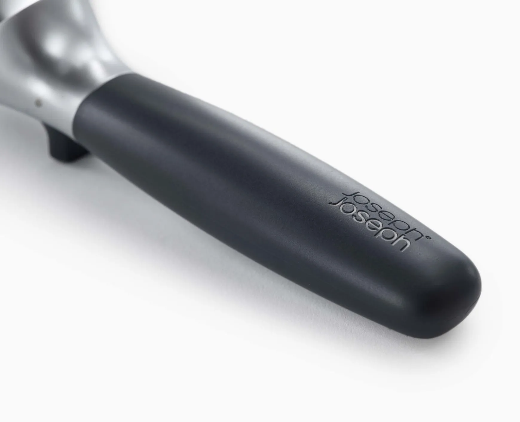 Joseph Joseph Elevate™ Ice-cream Scoop- Kitchen Utensils & Gadgets