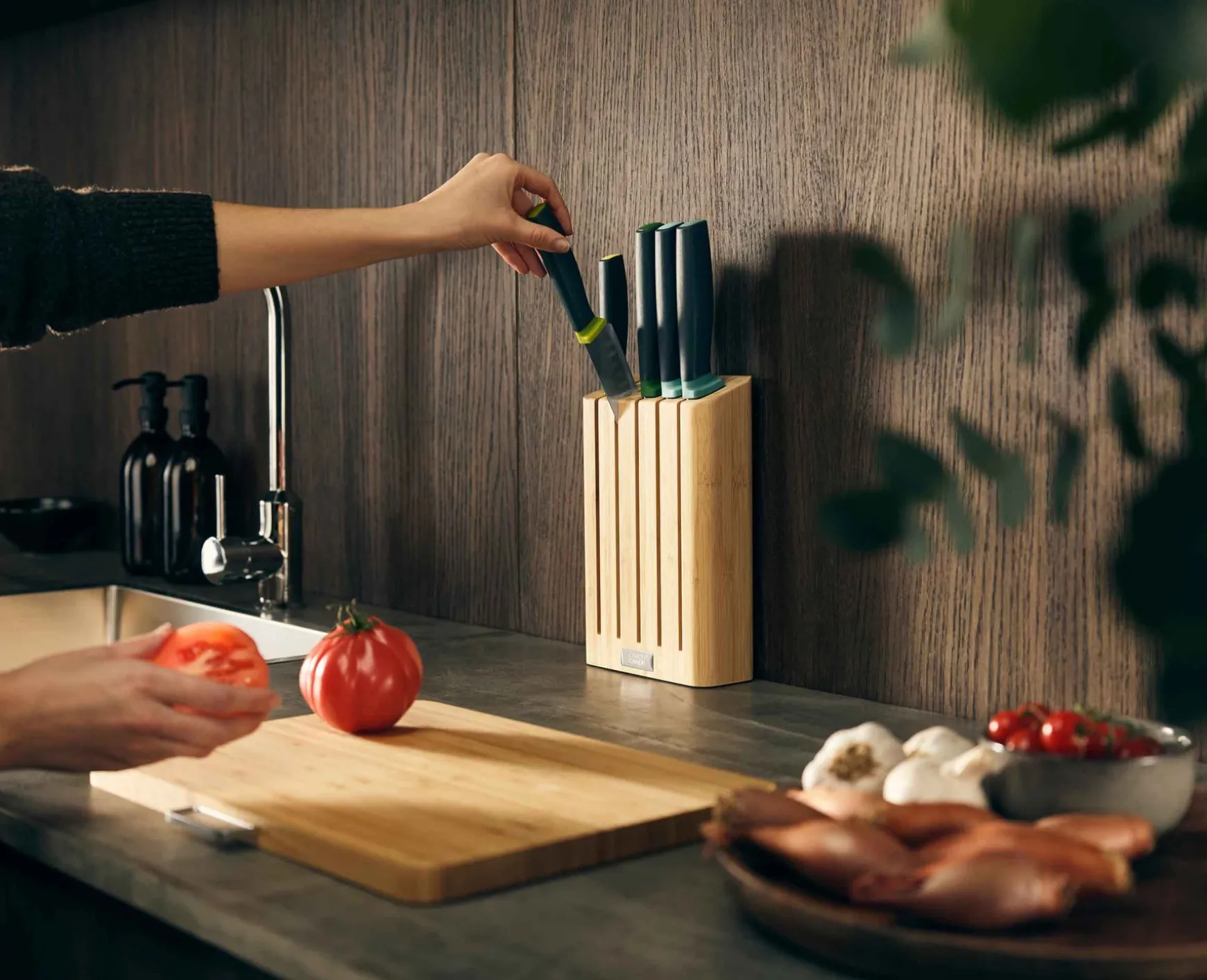 Joseph Joseph Elevate™ Knives 5-piece Set- Knives, Knife Sets & Scissors