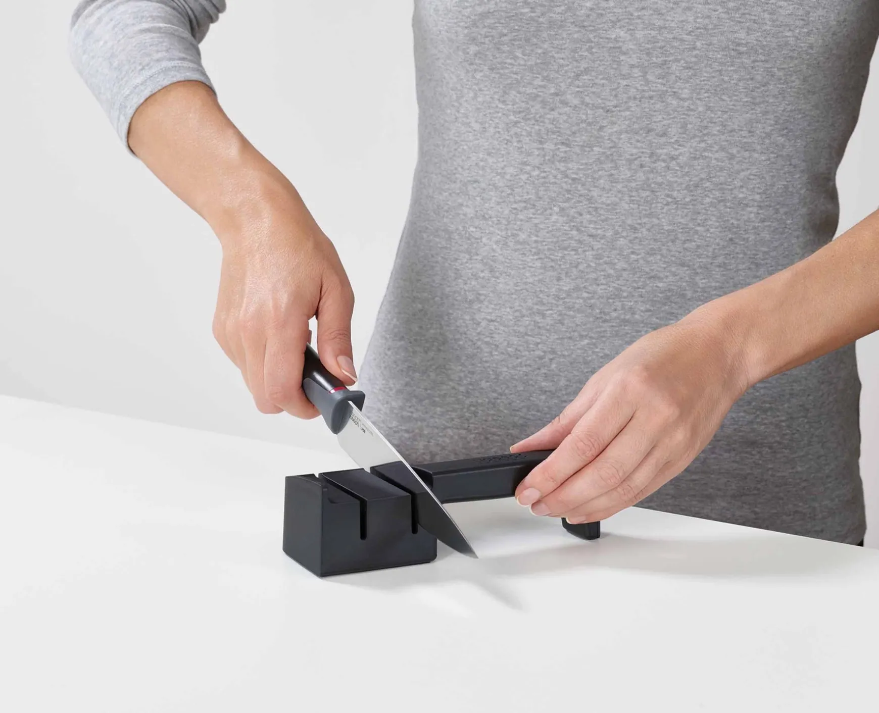 Joseph Joseph Elevate™ SlimBlock 5-piece Knife Set with Sharpener- Knives, Knife Sets & Scissors