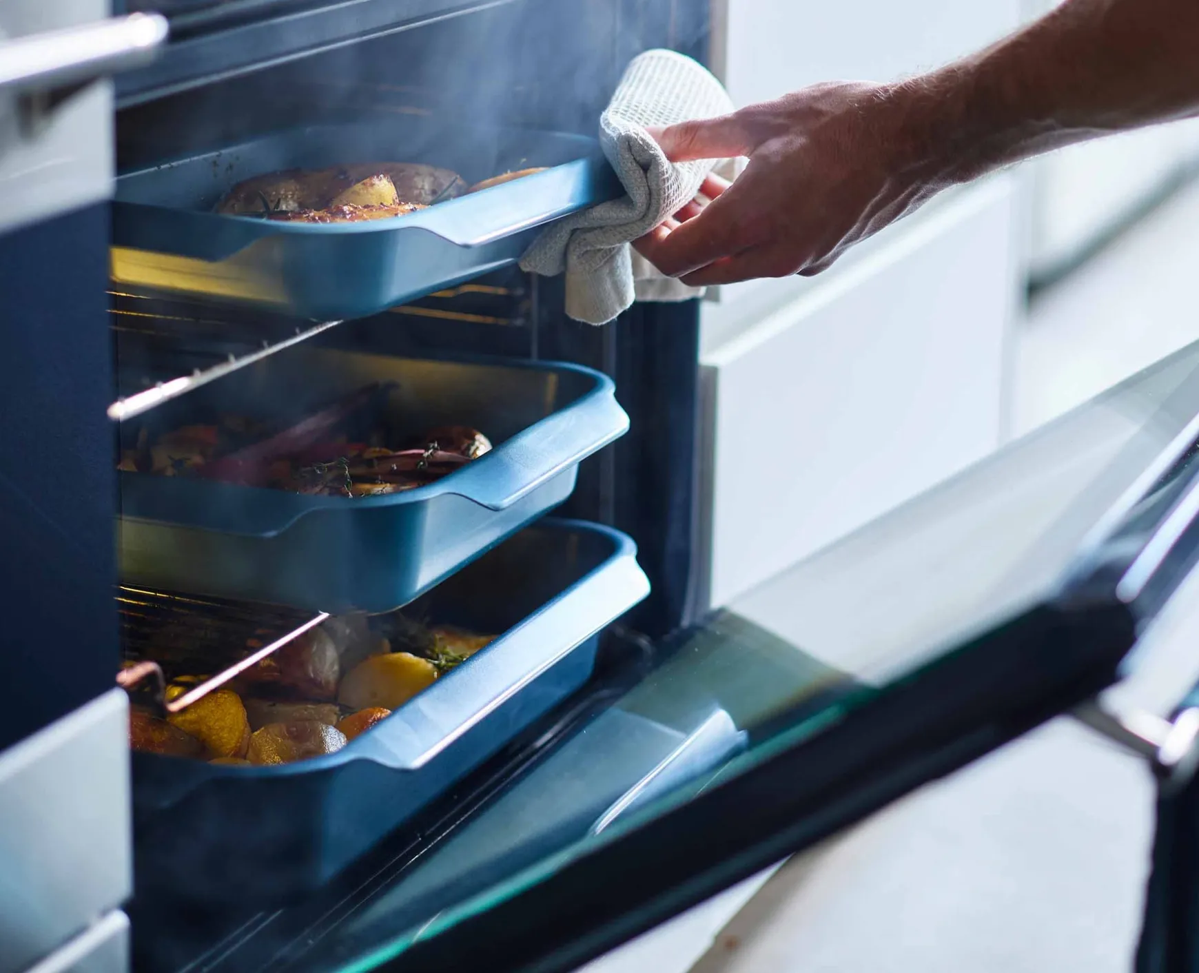 Joseph Joseph Nest™ Oven Non-stick Small Roasting Pan- New Baking Dishes & Oven Trays