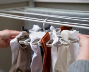 Joseph Joseph Petal™ 22-piece Quick-grip Drying Hanger- New Clothes Drying Racks