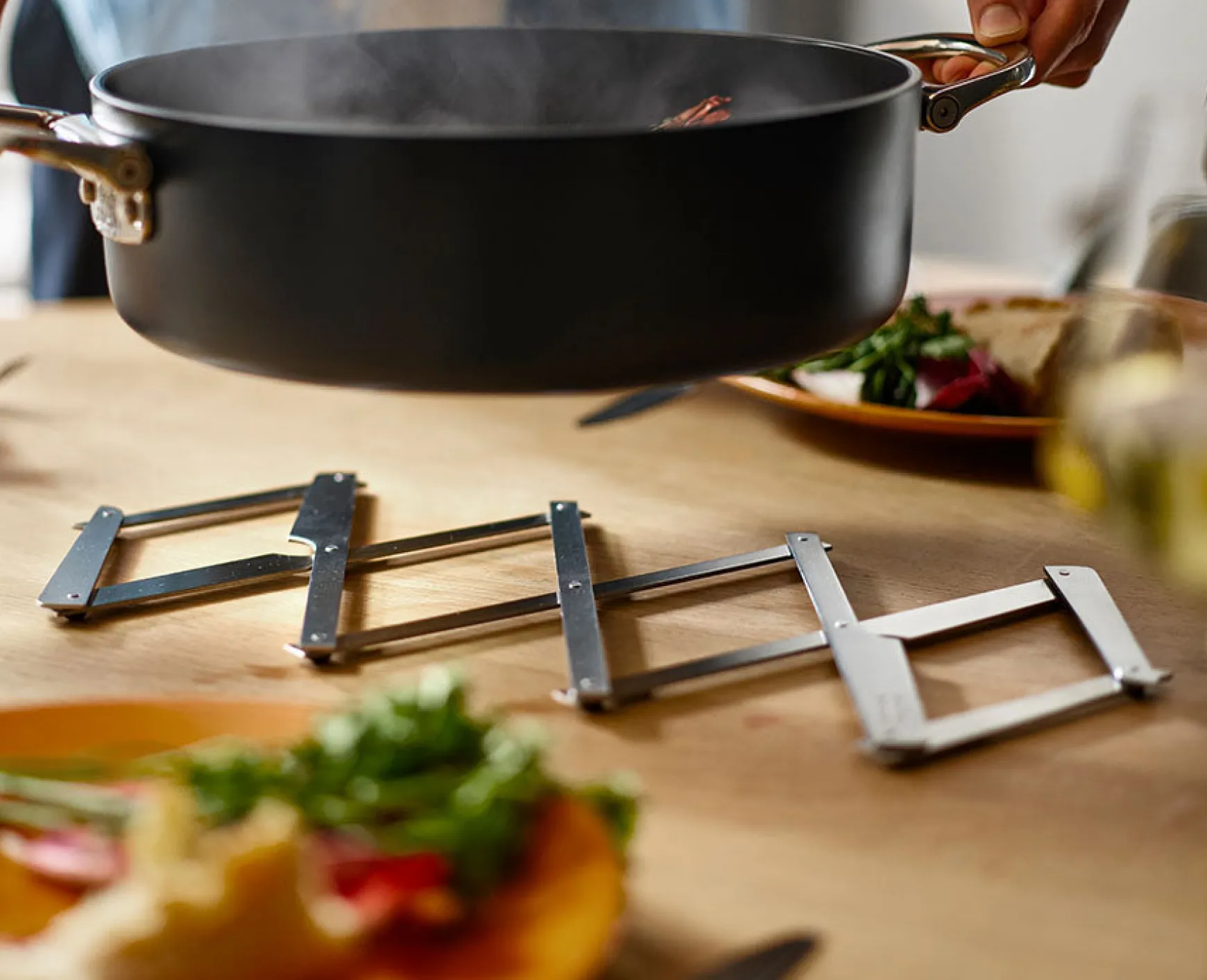 Joseph Joseph 6-piece Saucepan, Trivet & Utensil Set- Kitchen Utensils & Gadgets