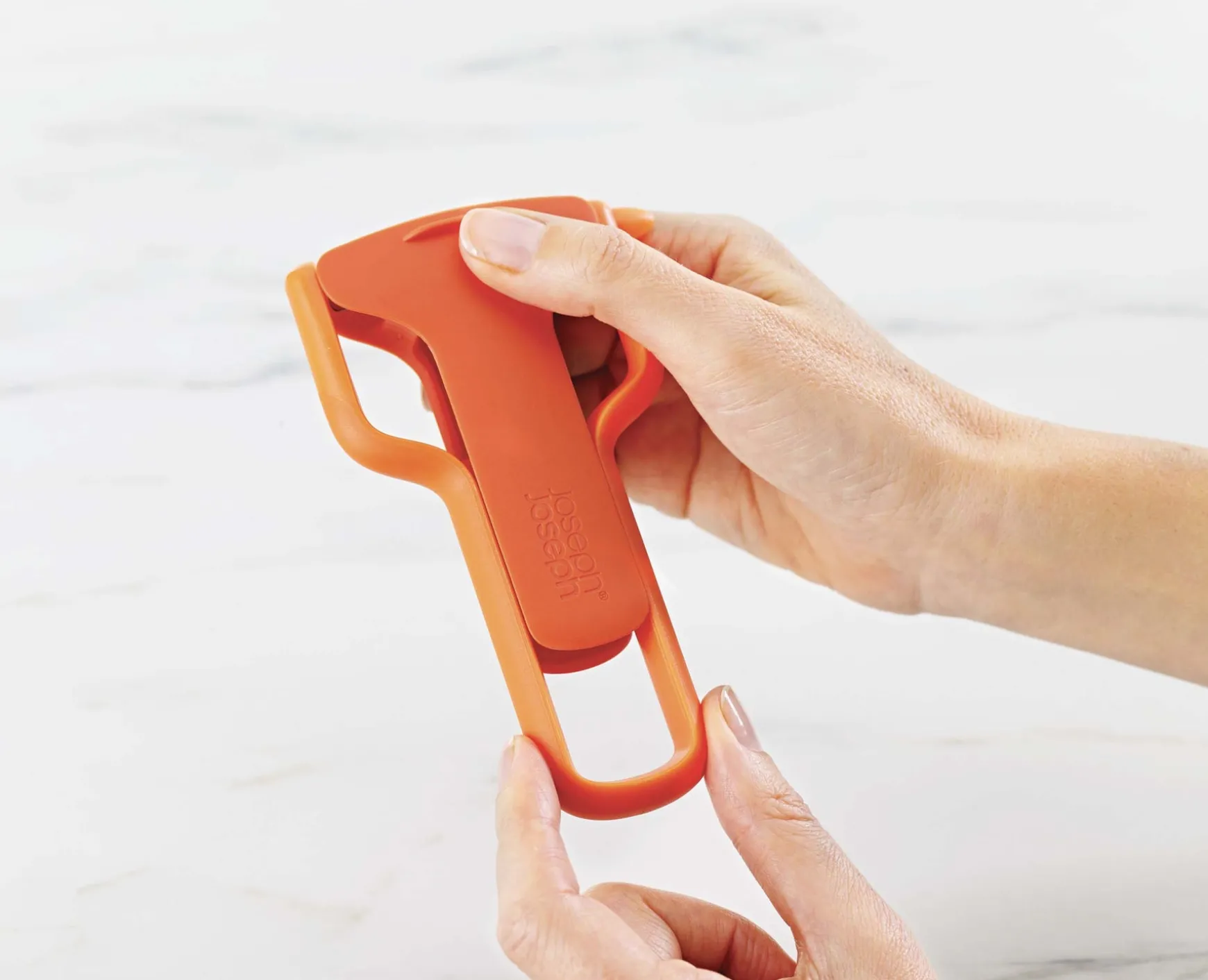 Joseph Joseph SafeStore™ Julienne Peeler- Peelers