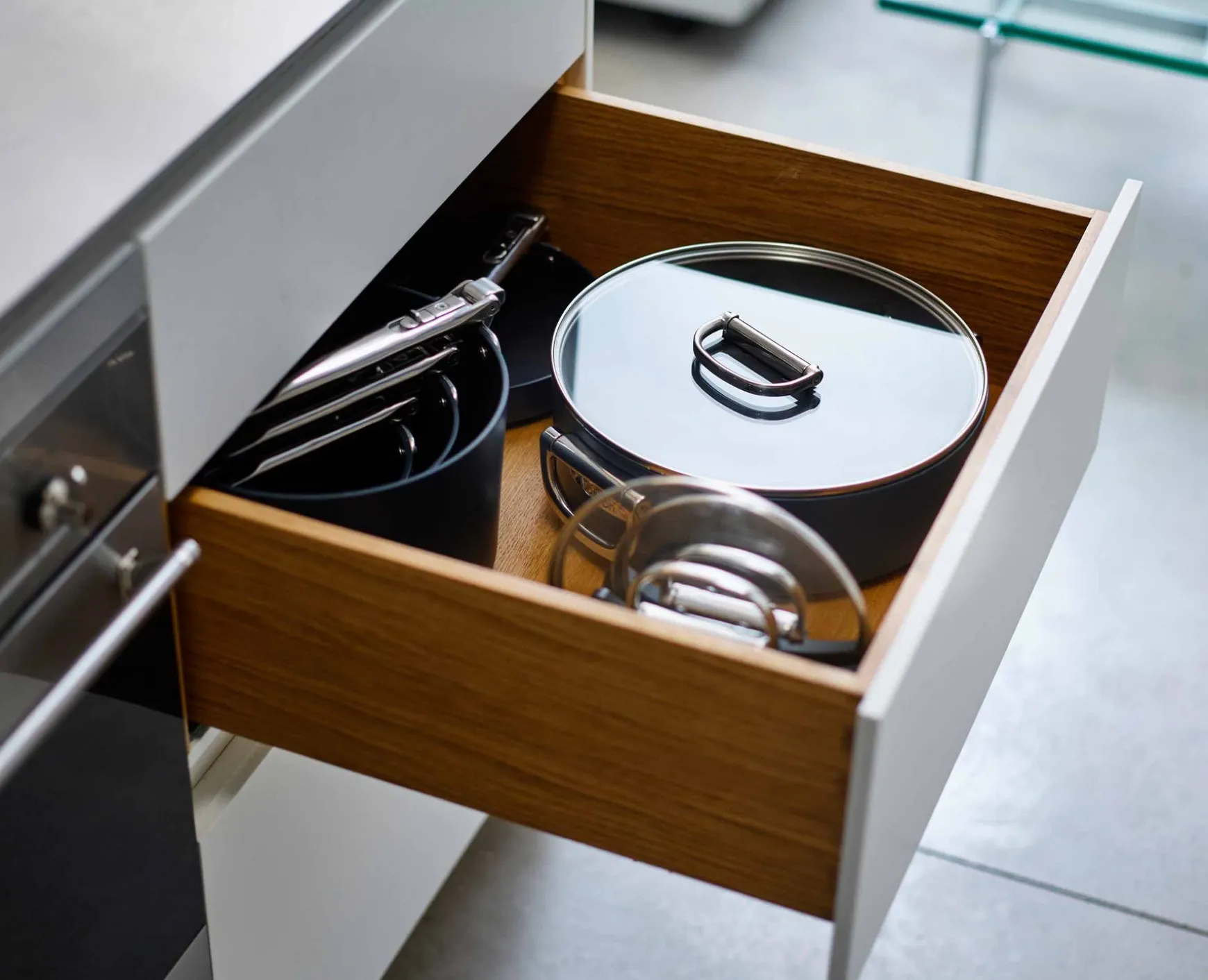 Joseph Joseph Space Folding Handle Ceramic Non-stick 5 Qt. Shallow Casserole Pan & Lid- Pots & Pans