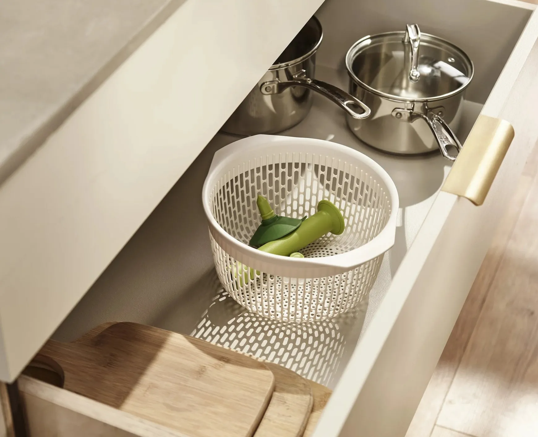 Joseph Joseph Spindola™ In-sink Salad-spinning Colander- Colanders & Strainers